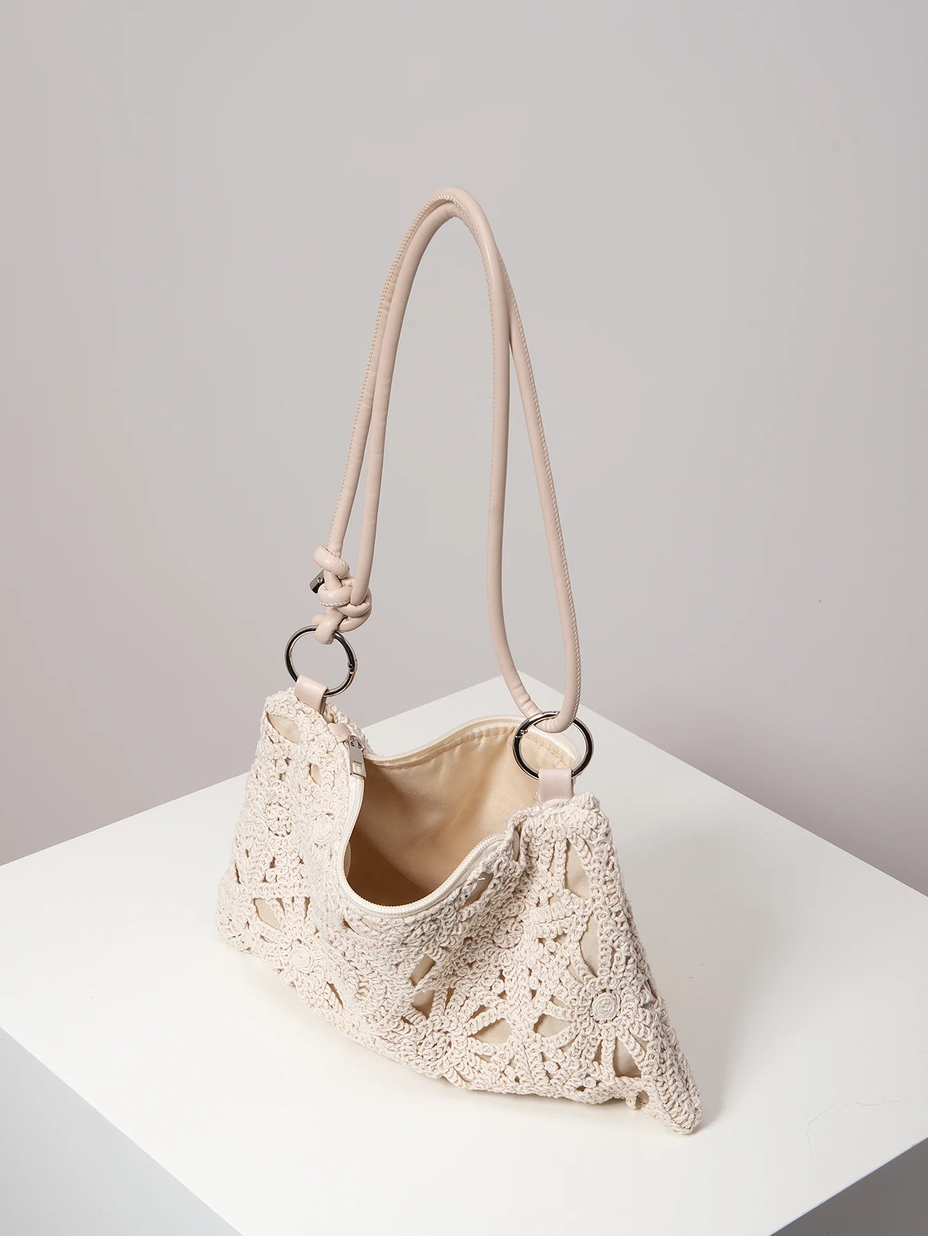 Sacolas de ombro de tricô oco com padrão para mulheres, bolsas de praia boho para mulheres, roupas de férias, bolsa de guê (padrão aleatório)