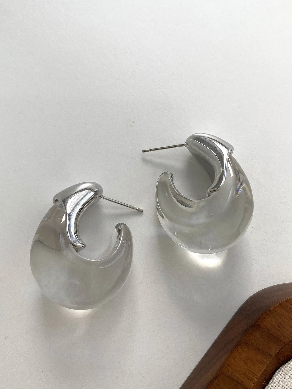 Brincos Transparentes em Forma de U Retro de Alta Qualidade com Agulha de Prata 925 Design F Sensacional Joias para Ou...
