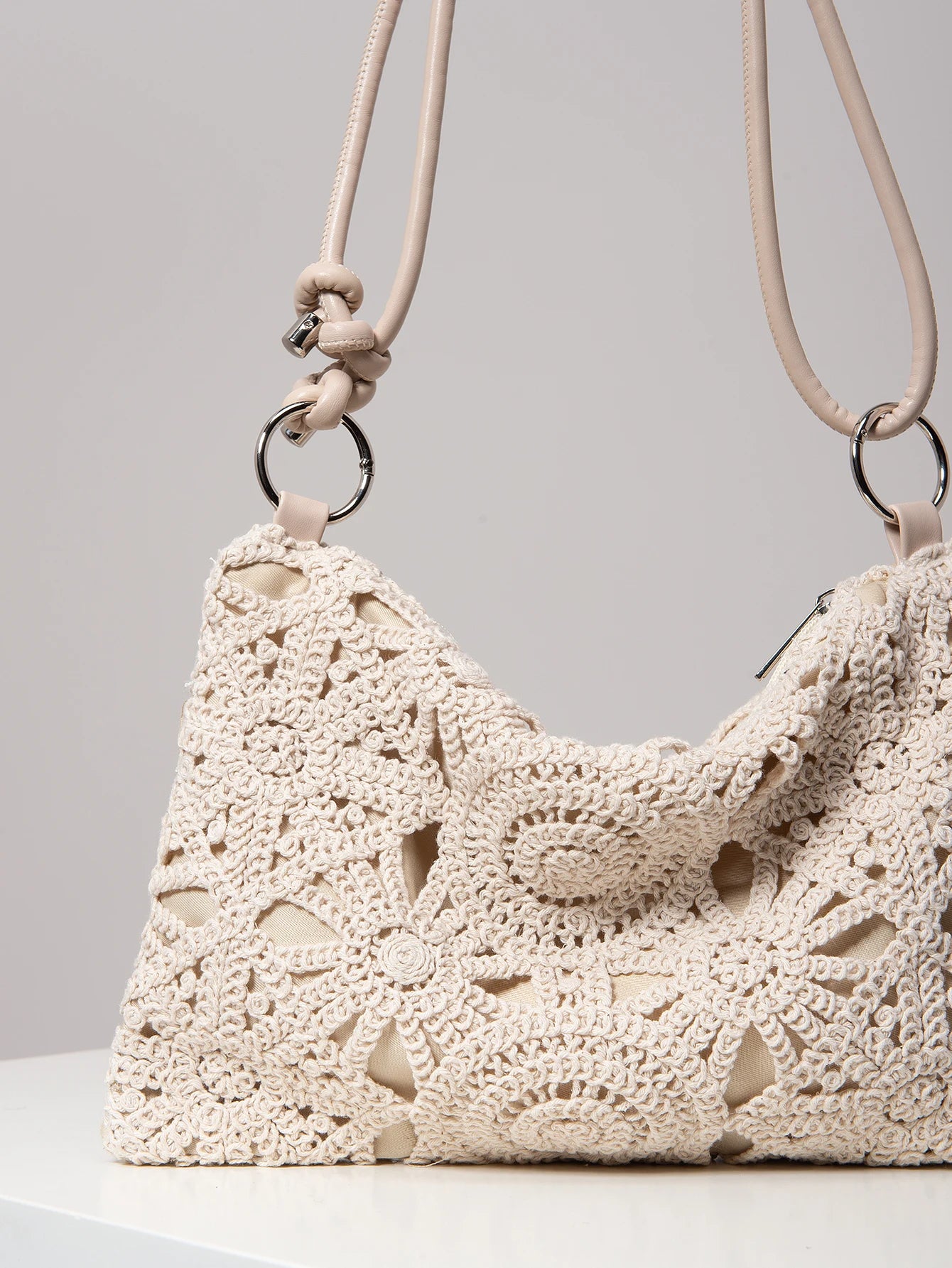 Sacolas de ombro de tricô oco com padrão para mulheres, bolsas de praia boho para mulheres, roupas de férias, bolsa de guê (padrão aleatório)
