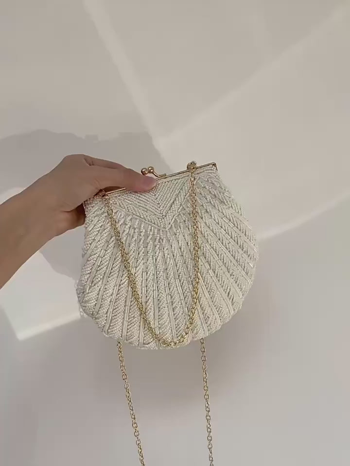 Clutch Luxo Frisada Pérola