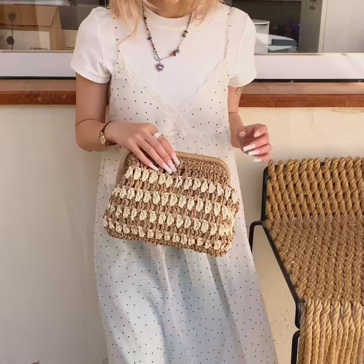 Bolsa Clutch Palha Amaru